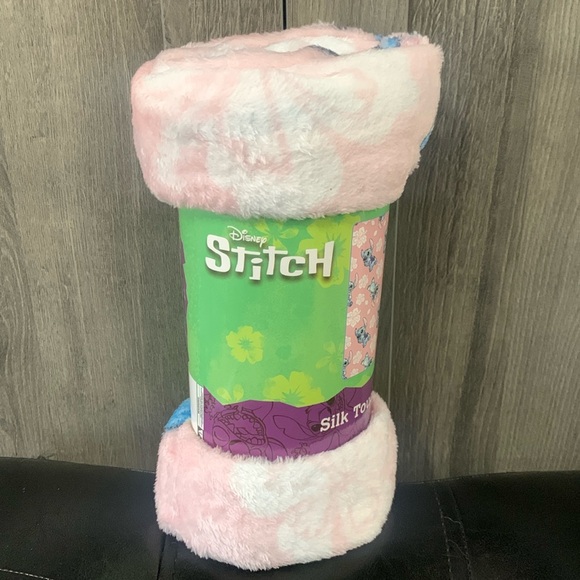 Disney Other - New Disney's Lilo & Stitch Pink Pastel 40" x 50" Silk Touch Throw Plush Blanket